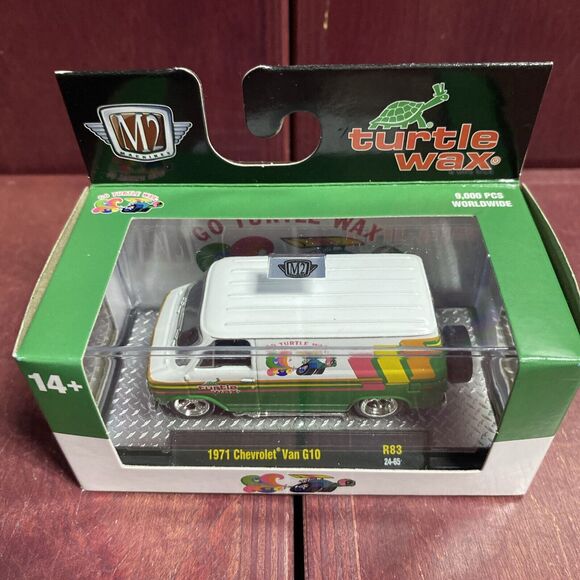 2024 M2 Machines 1971 Chevrolet Van G10 Turtle Wax R83 New - Picture 4 of 5